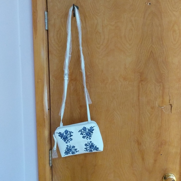 Dress Barn Handbags - Dress Barn Purse